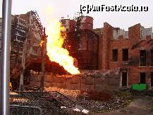 [P07] Un efect special din cadrul turului cu Studio Tram Tour, desi era ceva distanta caldura flacarii s-a simtit bine de tot » foto by titigeolgau
 - 
<span class="allrVoted glyphicon glyphicon-heart hidden" id="av390331"></span>
<a class="m-l-10 hidden" id="sv390331" onclick="voting_Foto_DelVot(,390331,3203)" role="button">șterge vot <span class="glyphicon glyphicon-remove"></span></a>
<a id="v9390331" class=" c-red"  onclick="voting_Foto_SetVot(390331)" role="button"><span class="glyphicon glyphicon-heart-empty"></span> <b>LIKE</b> = Votează poza</a> <img class="hidden"  id="f390331W9" src="/imagini/loader.gif" border="0" /><span class="AjErrMes hidden" id="e390331ErM"></span>