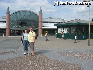 [P36] Statia de Metrou din Disneyland - in sfarsit plecam spre hotel » foto by gioko
 - 
<span class="allrVoted glyphicon glyphicon-heart hidden" id="av361268"></span>
<a class="m-l-10 hidden" id="sv361268" onclick="voting_Foto_DelVot(,361268,3203)" role="button">șterge vot <span class="glyphicon glyphicon-remove"></span></a>
<a id="v9361268" class=" c-red"  onclick="voting_Foto_SetVot(361268)" role="button"><span class="glyphicon glyphicon-heart-empty"></span> <b>LIKE</b> = Votează poza</a> <img class="hidden"  id="f361268W9" src="/imagini/loader.gif" border="0" /><span class="AjErrMes hidden" id="e361268ErM"></span>