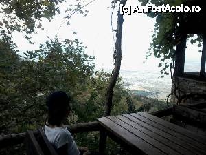 [P12] P. Panteleimonas - restauntul Agnanti - terasa unde intr-un final ne-am oprit noi pentru o cafea teoretic, practic pentru a admira peisajul » foto by dannaa
 - 
<span class="allrVoted glyphicon glyphicon-heart hidden" id="av564581"></span>
<a class="m-l-10 hidden" id="sv564581" onclick="voting_Foto_DelVot(,564581,3215)" role="button">șterge vot <span class="glyphicon glyphicon-remove"></span></a>
<a id="v9564581" class=" c-red"  onclick="voting_Foto_SetVot(564581)" role="button"><span class="glyphicon glyphicon-heart-empty"></span> <b>LIKE</b> = Votează poza</a> <img class="hidden"  id="f564581W9" src="/imagini/loader.gif" border="0" /><span class="AjErrMes hidden" id="e564581ErM"></span>