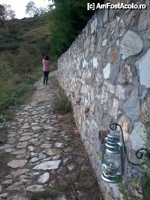 [P19] P. palaios Panteleimonas - ratacind prin sat » foto by dannaa
 - 
<span class="allrVoted glyphicon glyphicon-heart hidden" id="av564588"></span>
<a class="m-l-10 hidden" id="sv564588" onclick="voting_Foto_DelVot(,564588,3215)" role="button">șterge vot <span class="glyphicon glyphicon-remove"></span></a>
<a id="v9564588" class=" c-red"  onclick="voting_Foto_SetVot(564588)" role="button"><span class="glyphicon glyphicon-heart-empty"></span> <b>LIKE</b> = Votează poza</a> <img class="hidden"  id="f564588W9" src="/imagini/loader.gif" border="0" /><span class="AjErrMes hidden" id="e564588ErM"></span>