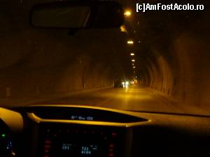 [P02] În tunelul Vrmac » foto by Marian Preda
 - 
<span class="allrVoted glyphicon glyphicon-heart hidden" id="av585166"></span>
<a class="m-l-10 hidden" id="sv585166" onclick="voting_Foto_DelVot(,585166,3229)" role="button">șterge vot <span class="glyphicon glyphicon-remove"></span></a>
<a id="v9585166" class=" c-red"  onclick="voting_Foto_SetVot(585166)" role="button"><span class="glyphicon glyphicon-heart-empty"></span> <b>LIKE</b> = Votează poza</a> <img class="hidden"  id="f585166W9" src="/imagini/loader.gif" border="0" /><span class="AjErrMes hidden" id="e585166ErM"></span>