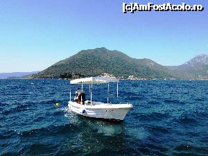 [P04] Într-o asemenea bărcuţă ne vom urca şi noi ca să ajungem la 'Maica Domnului de pe Stâncă' » foto by crismis
 - 
<span class="allrVoted glyphicon glyphicon-heart hidden" id="av702764"></span>
<a class="m-l-10 hidden" id="sv702764" onclick="voting_Foto_DelVot(,702764,3229)" role="button">șterge vot <span class="glyphicon glyphicon-remove"></span></a>
<a id="v9702764" class=" c-red"  onclick="voting_Foto_SetVot(702764)" role="button"><span class="glyphicon glyphicon-heart-empty"></span> <b>LIKE</b> = Votează poza</a> <img class="hidden"  id="f702764W9" src="/imagini/loader.gif" border="0" /><span class="AjErrMes hidden" id="e702764ErM"></span>