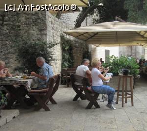 [P40] Muzică clasică la o cafenea » foto by Michi
 - 
<span class="allrVoted glyphicon glyphicon-heart hidden" id="av794675"></span>
<a class="m-l-10 hidden" id="sv794675" onclick="voting_Foto_DelVot(,794675,3229)" role="button">șterge vot <span class="glyphicon glyphicon-remove"></span></a>
<a id="v9794675" class=" c-red"  onclick="voting_Foto_SetVot(794675)" role="button"><span class="glyphicon glyphicon-heart-empty"></span> <b>LIKE</b> = Votează poza</a> <img class="hidden"  id="f794675W9" src="/imagini/loader.gif" border="0" /><span class="AjErrMes hidden" id="e794675ErM"></span>