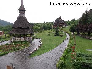 [P14] o parte din curtea manastirii barsana » foto by bobyrodin
 - 
<span class="allrVoted glyphicon glyphicon-heart hidden" id="av634085"></span>
<a class="m-l-10 hidden" id="sv634085" onclick="voting_Foto_DelVot(,634085,3234)" role="button">șterge vot <span class="glyphicon glyphicon-remove"></span></a>
<a id="v9634085" class=" c-red"  onclick="voting_Foto_SetVot(634085)" role="button"><span class="glyphicon glyphicon-heart-empty"></span> <b>LIKE</b> = Votează poza</a> <img class="hidden"  id="f634085W9" src="/imagini/loader.gif" border="0" /><span class="AjErrMes hidden" id="e634085ErM"></span>