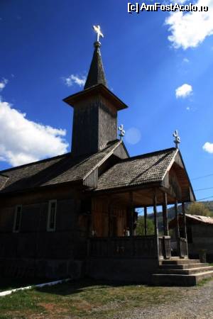 [P49] Biserica Mânăstirii Dragomirești » foto by le_maitre
 - 
<span class="allrVoted glyphicon glyphicon-heart hidden" id="av507598"></span>
<a class="m-l-10 hidden" id="sv507598" onclick="voting_Foto_DelVot(,507598,3234)" role="button">șterge vot <span class="glyphicon glyphicon-remove"></span></a>
<a id="v9507598" class=" c-red"  onclick="voting_Foto_SetVot(507598)" role="button"><span class="glyphicon glyphicon-heart-empty"></span> <b>LIKE</b> = Votează poza</a> <img class="hidden"  id="f507598W9" src="/imagini/loader.gif" border="0" /><span class="AjErrMes hidden" id="e507598ErM"></span>