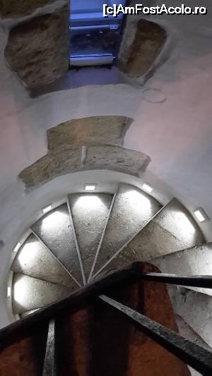 [P18] Scarile in forma de melc din Turnul lui Stefan » foto by ccbg*
 - 
<span class="allrVoted glyphicon glyphicon-heart hidden" id="av697443"></span>
<a class="m-l-10 hidden" id="sv697443" onclick="voting_Foto_DelVot(,697443,3234)" role="button">șterge vot <span class="glyphicon glyphicon-remove"></span></a>
<a id="v9697443" class=" c-red"  onclick="voting_Foto_SetVot(697443)" role="button"><span class="glyphicon glyphicon-heart-empty"></span> <b>LIKE</b> = Votează poza</a> <img class="hidden"  id="f697443W9" src="/imagini/loader.gif" border="0" /><span class="AjErrMes hidden" id="e697443ErM"></span>