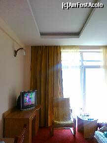 [P08] camera - tapiteria fotoliilor la fel cu draperiile de la ferestre » foto by Chloe
 - 
<span class="allrVoted glyphicon glyphicon-heart hidden" id="av237537"></span>
<a class="m-l-10 hidden" id="sv237537" onclick="voting_Foto_DelVot(,237537,3241)" role="button">șterge vot <span class="glyphicon glyphicon-remove"></span></a>
<a id="v9237537" class=" c-red"  onclick="voting_Foto_SetVot(237537)" role="button"><span class="glyphicon glyphicon-heart-empty"></span> <b>LIKE</b> = Votează poza</a> <img class="hidden"  id="f237537W9" src="/imagini/loader.gif" border="0" /><span class="AjErrMes hidden" id="e237537ErM"></span>