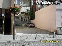 [P28] locul, curtea interioara care a fost parcare pt. masina noastra pret de o noapte. » foto by adryana
 - 
<span class="allrVoted glyphicon glyphicon-heart hidden" id="av216558"></span>
<a class="m-l-10 hidden" id="sv216558" onclick="voting_Foto_DelVot(,216558,3249)" role="button">șterge vot <span class="glyphicon glyphicon-remove"></span></a>
<a id="v9216558" class=" c-red"  onclick="voting_Foto_SetVot(216558)" role="button"><span class="glyphicon glyphicon-heart-empty"></span> <b>LIKE</b> = Votează poza</a> <img class="hidden"  id="f216558W9" src="/imagini/loader.gif" border="0" /><span class="AjErrMes hidden" id="e216558ErM"></span>