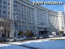 [P01] Imensul Hotel Marriott din Bucuresti » foto by ionescunic
 - 
<span class="allrVoted glyphicon glyphicon-heart hidden" id="av44165"></span>
<a class="m-l-10 hidden" id="sv44165" onclick="voting_Foto_DelVot(,44165,3258)" role="button">șterge vot <span class="glyphicon glyphicon-remove"></span></a>
<a id="v944165" class=" c-red"  onclick="voting_Foto_SetVot(44165)" role="button"><span class="glyphicon glyphicon-heart-empty"></span> <b>LIKE</b> = Votează poza</a> <img class="hidden"  id="f44165W9" src="/imagini/loader.gif" border="0" /><span class="AjErrMes hidden" id="e44165ErM"></span>