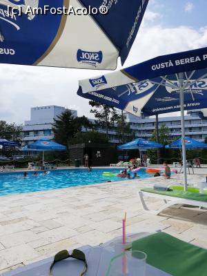 [P02] Piscina adulţilor de la hotel California » foto by cris1982
 - 
<span class="allrVoted glyphicon glyphicon-heart hidden" id="av1170231"></span>
<a class="m-l-10 hidden" id="sv1170231" onclick="voting_Foto_DelVot(,1170231,3264)" role="button">șterge vot <span class="glyphicon glyphicon-remove"></span></a>
<a id="v91170231" class=" c-red"  onclick="voting_Foto_SetVot(1170231)" role="button"><span class="glyphicon glyphicon-heart-empty"></span> <b>LIKE</b> = Votează poza</a> <img class="hidden"  id="f1170231W9" src="/imagini/loader.gif" border="0" /><span class="AjErrMes hidden" id="e1170231ErM"></span>