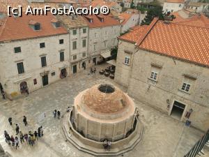[P02] La plimbare pe zidurile cetății; vedere spre Marea Fântână a lui Onofrie » foto by crismis
 - 
<span class="allrVoted glyphicon glyphicon-heart hidden" id="av967913"></span>
<a class="m-l-10 hidden" id="sv967913" onclick="voting_Foto_DelVot(,967913,3304)" role="button">șterge vot <span class="glyphicon glyphicon-remove"></span></a>
<a id="v9967913" class=" c-red"  onclick="voting_Foto_SetVot(967913)" role="button"><span class="glyphicon glyphicon-heart-empty"></span> <b>LIKE</b> = Votează poza</a> <img class="hidden"  id="f967913W9" src="/imagini/loader.gif" border="0" /><span class="AjErrMes hidden" id="e967913ErM"></span>