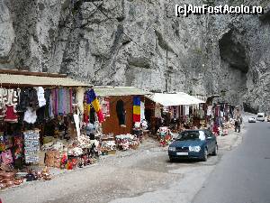[P10] Spaţiul dedicat comercianţilor – în sectorul Pridvorul Iadului » foto by Claudiu U.
 - 
<span class="allrVoted glyphicon glyphicon-heart hidden" id="av558633"></span>
<a class="m-l-10 hidden" id="sv558633" onclick="voting_Foto_DelVot(,558633,3314)" role="button">șterge vot <span class="glyphicon glyphicon-remove"></span></a>
<a id="v9558633" class=" c-red"  onclick="voting_Foto_SetVot(558633)" role="button"><span class="glyphicon glyphicon-heart-empty"></span> <b>LIKE</b> = Votează poza</a> <img class="hidden"  id="f558633W9" src="/imagini/loader.gif" border="0" /><span class="AjErrMes hidden" id="e558633ErM"></span>