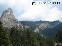 [P14] Piatra Altarului de la inceputul cheilor » foto by ileanaxperta*
 - 
<span class="allrVoted glyphicon glyphicon-heart hidden" id="av26766"></span>
<a class="m-l-10 hidden" id="sv26766" onclick="voting_Foto_DelVot(,26766,3314)" role="button">șterge vot <span class="glyphicon glyphicon-remove"></span></a>
<a id="v926766" class=" c-red"  onclick="voting_Foto_SetVot(26766)" role="button"><span class="glyphicon glyphicon-heart-empty"></span> <b>LIKE</b> = Votează poza</a> <img class="hidden"  id="f26766W9" src="/imagini/loader.gif" border="0" /><span class="AjErrMes hidden" id="e26766ErM"></span>