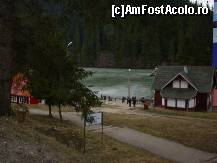 [P01] Lacu Rosu 
Nu stiu daca se observa bine dar la suprafata era inghetat » foto by alinutzza140*
 - 
<span class="allrVoted glyphicon glyphicon-heart hidden" id="av64189"></span>
<a class="m-l-10 hidden" id="sv64189" onclick="voting_Foto_DelVot(,64189,3314)" role="button">șterge vot <span class="glyphicon glyphicon-remove"></span></a>
<a id="v964189" class=" c-red"  onclick="voting_Foto_SetVot(64189)" role="button"><span class="glyphicon glyphicon-heart-empty"></span> <b>LIKE</b> = Votează poza</a> <img class="hidden"  id="f64189W9" src="/imagini/loader.gif" border="0" /><span class="AjErrMes hidden" id="e64189ErM"></span>