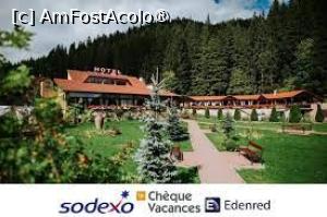 [P10] Hotel Lacul Roşu » foto by Michi <span class="label label-default labelC_thin small">NEVOTABILĂ</span>