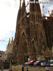 [P06] SAGRADA FAMILIA » foto by gabilove
 - 
<span class="allrVoted glyphicon glyphicon-heart hidden" id="av18907"></span>
<a class="m-l-10 hidden" id="sv18907" onclick="voting_Foto_DelVot(,18907,3356)" role="button">șterge vot <span class="glyphicon glyphicon-remove"></span></a>
<a id="v918907" class=" c-red"  onclick="voting_Foto_SetVot(18907)" role="button"><span class="glyphicon glyphicon-heart-empty"></span> <b>LIKE</b> = Votează poza</a> <img class="hidden"  id="f18907W9" src="/imagini/loader.gif" border="0" /><span class="AjErrMes hidden" id="e18907ErM"></span>