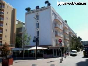 [P07] hotelul pe lateral, cu barul exterior la parter » foto by Swan1
 - 
<span class="allrVoted glyphicon glyphicon-heart hidden" id="av513481"></span>
<a class="m-l-10 hidden" id="sv513481" onclick="voting_Foto_DelVot(,513481,3356)" role="button">șterge vot <span class="glyphicon glyphicon-remove"></span></a>
<a id="v9513481" class=" c-red"  onclick="voting_Foto_SetVot(513481)" role="button"><span class="glyphicon glyphicon-heart-empty"></span> <b>LIKE</b> = Votează poza</a> <img class="hidden"  id="f513481W9" src="/imagini/loader.gif" border="0" /><span class="AjErrMes hidden" id="e513481ErM"></span>