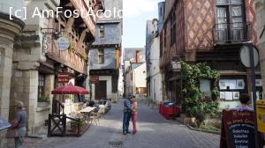 [P58] Case vechi pe Rue Voltaire.  » foto by ania
 - 
<span class="allrVoted glyphicon glyphicon-heart hidden" id="av707427"></span>
<a class="m-l-10 hidden" id="sv707427" onclick="voting_Foto_DelVot(,707427,3364)" role="button">șterge vot <span class="glyphicon glyphicon-remove"></span></a>
<a id="v9707427" class=" c-red"  onclick="voting_Foto_SetVot(707427)" role="button"><span class="glyphicon glyphicon-heart-empty"></span> <b>LIKE</b> = Votează poza</a> <img class="hidden"  id="f707427W9" src="/imagini/loader.gif" border="0" /><span class="AjErrMes hidden" id="e707427ErM"></span>