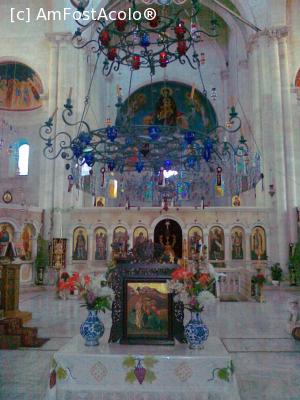 [P68] Nablus - biserica ortodoxa greceasca de la fantana samarinencei (fantana lui Iacob)  » foto by calator2000
 - 
<span class="allrVoted glyphicon glyphicon-heart hidden" id="av708869"></span>
<a class="m-l-10 hidden" id="sv708869" onclick="voting_Foto_DelVot(,708869,3380)" role="button">șterge vot <span class="glyphicon glyphicon-remove"></span></a>
<a id="v9708869" class=" c-red"  onclick="voting_Foto_SetVot(708869)" role="button"><span class="glyphicon glyphicon-heart-empty"></span> <b>LIKE</b> = Votează poza</a> <img class="hidden"  id="f708869W9" src="/imagini/loader.gif" border="0" /><span class="AjErrMes hidden" id="e708869ErM"></span>