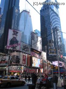 [P06] Broadway ziua cu umbrele zgarie norilor » foto by Michi
 - 
<span class="allrVoted glyphicon glyphicon-heart hidden" id="av83410"></span>
<a class="m-l-10 hidden" id="sv83410" onclick="voting_Foto_DelVot(,83410,3385)" role="button">șterge vot <span class="glyphicon glyphicon-remove"></span></a>
<a id="v983410" class=" c-red"  onclick="voting_Foto_SetVot(83410)" role="button"><span class="glyphicon glyphicon-heart-empty"></span> <b>LIKE</b> = Votează poza</a> <img class="hidden"  id="f83410W9" src="/imagini/loader.gif" border="0" /><span class="AjErrMes hidden" id="e83410ErM"></span>