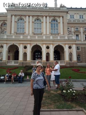 [P03] fatada cu balcon spre Piata Teatrului » foto by ile57b
 - 
<span class="allrVoted glyphicon glyphicon-heart hidden" id="av1358854"></span>
<a class="m-l-10 hidden" id="sv1358854" onclick="voting_Foto_DelVot(,1358854,3394)" role="button">șterge vot <span class="glyphicon glyphicon-remove"></span></a>
<a id="v91358854" class=" c-red"  onclick="voting_Foto_SetVot(1358854)" role="button"><span class="glyphicon glyphicon-heart-empty"></span> <b>LIKE</b> = Votează poza</a> <img class="hidden"  id="f1358854W9" src="/imagini/loader.gif" border="0" /><span class="AjErrMes hidden" id="e1358854ErM"></span>