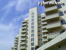 [P03] Edificii in Gibraltar. » foto by iulianic
 - 
<span class="allrVoted glyphicon glyphicon-heart hidden" id="av226663"></span>
<a class="m-l-10 hidden" id="sv226663" onclick="voting_Foto_DelVot(,226663,3397)" role="button">șterge vot <span class="glyphicon glyphicon-remove"></span></a>
<a id="v9226663" class=" c-red"  onclick="voting_Foto_SetVot(226663)" role="button"><span class="glyphicon glyphicon-heart-empty"></span> <b>LIKE</b> = Votează poza</a> <img class="hidden"  id="f226663W9" src="/imagini/loader.gif" border="0" /><span class="AjErrMes hidden" id="e226663ErM"></span>