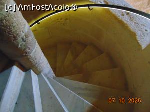 [P82] fortareata Aigues-Mortes, turnul Constance, scara în spirala » foto by Yolanda
 - 
<span class="allrVoted glyphicon glyphicon-heart hidden" id="av1503433"></span>
<a class="m-l-10 hidden" id="sv1503433" onclick="voting_Foto_DelVot(,1503433,3404)" role="button">șterge vot <span class="glyphicon glyphicon-remove"></span></a>
<a id="v91503433" class=" c-red"  onclick="voting_Foto_SetVot(1503433)" role="button"><span class="glyphicon glyphicon-heart-empty"></span> <b>LIKE</b> = Votează poza</a> <img class="hidden"  id="f1503433W9" src="/imagini/loader.gif" border="0" /><span class="AjErrMes hidden" id="e1503433ErM"></span>