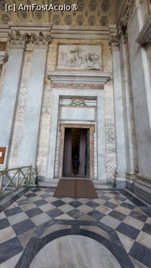 [P100] Roma 2025, San Giovanni in Laterano, porta sacra » foto by Dragoș_MD
 - 
<span class="allrVoted glyphicon glyphicon-heart hidden" id="av1473595"></span>
<a class="m-l-10 hidden" id="sv1473595" onclick="voting_Foto_DelVot(,1473595,3406)" role="button">șterge vot <span class="glyphicon glyphicon-remove"></span></a>
<a id="v91473595" class=" c-red"  onclick="voting_Foto_SetVot(1473595)" role="button"><span class="glyphicon glyphicon-heart-empty"></span> <b>LIKE</b> = Votează poza</a> <img class="hidden"  id="f1473595W9" src="/imagini/loader.gif" border="0" /><span class="AjErrMes hidden" id="e1473595ErM"></span>