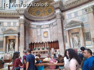 [P07] Panteon - Altarul principal încadrat de statuile sfinților Rosario și Atanase » foto by Mitica49
 - 
<span class="allrVoted glyphicon glyphicon-heart hidden" id="av1416761"></span>
<a class="m-l-10 hidden" id="sv1416761" onclick="voting_Foto_DelVot(,1416761,3406)" role="button">șterge vot <span class="glyphicon glyphicon-remove"></span></a>
<a id="v91416761" class=" c-red"  onclick="voting_Foto_SetVot(1416761)" role="button"><span class="glyphicon glyphicon-heart-empty"></span> <b>LIKE</b> = Votează poza</a> <img class="hidden"  id="f1416761W9" src="/imagini/loader.gif" border="0" /><span class="AjErrMes hidden" id="e1416761ErM"></span>