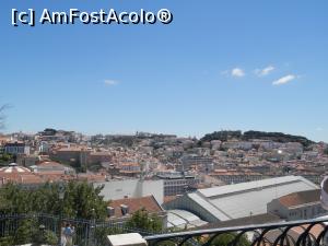 [P41] Trei miradouro aliniate
De la stanga spre dreapta :
M. Senhora do Monte
M. Graca
M. castel san Jorge » foto by mecut
 - 
<span class="allrVoted glyphicon glyphicon-heart hidden" id="av720747"></span>
<a class="m-l-10 hidden" id="sv720747" onclick="voting_Foto_DelVot(,720747,3414)" role="button">șterge vot <span class="glyphicon glyphicon-remove"></span></a>
<a id="v9720747" class=" c-red"  onclick="voting_Foto_SetVot(720747)" role="button"><span class="glyphicon glyphicon-heart-empty"></span> <b>LIKE</b> = Votează poza</a> <img class="hidden"  id="f720747W9" src="/imagini/loader.gif" border="0" /><span class="AjErrMes hidden" id="e720747ErM"></span>