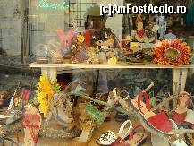 [P06] Vitrina cu pantofi comozi-chiar imi cumpar o pereche cu talpa antiderapanta » foto by mireille
 - 
<span class="allrVoted glyphicon glyphicon-heart hidden" id="av457179"></span>
<a class="m-l-10 hidden" id="sv457179" onclick="voting_Foto_DelVot(,457179,3414)" role="button">șterge vot <span class="glyphicon glyphicon-remove"></span></a>
<a id="v9457179" class=" c-red"  onclick="voting_Foto_SetVot(457179)" role="button"><span class="glyphicon glyphicon-heart-empty"></span> <b>LIKE</b> = Votează poza</a> <img class="hidden"  id="f457179W9" src="/imagini/loader.gif" border="0" /><span class="AjErrMes hidden" id="e457179ErM"></span>