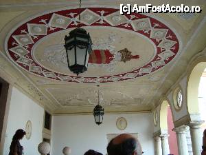 [P02] Am intrat pe scari in palat -admirati plafonul, please cu blazonul familiei » foto by mireille
 - 
<span class="allrVoted glyphicon glyphicon-heart hidden" id="av486817"></span>
<a class="m-l-10 hidden" id="sv486817" onclick="voting_Foto_DelVot(,486817,3414)" role="button">șterge vot <span class="glyphicon glyphicon-remove"></span></a>
<a id="v9486817" class=" c-red"  onclick="voting_Foto_SetVot(486817)" role="button"><span class="glyphicon glyphicon-heart-empty"></span> <b>LIKE</b> = Votează poza</a> <img class="hidden"  id="f486817W9" src="/imagini/loader.gif" border="0" /><span class="AjErrMes hidden" id="e486817ErM"></span>