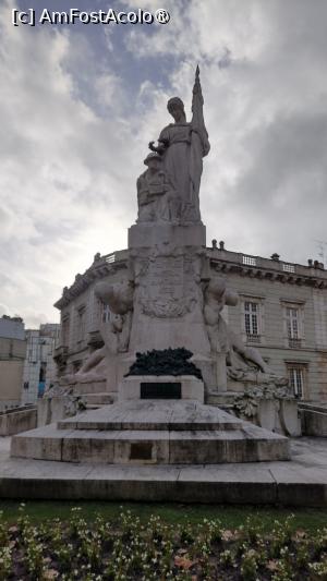 [P35] 29 dec. 2022.

Monumento aos Mortos da Grande Guerra (Monumentul celor Cazuți în Marele Război) situat pe Avenida da Liberdade, lângă stația de metrou Avenida. » foto by ovidiuyepi
 - 
<span class="allrVoted glyphicon glyphicon-heart hidden" id="av1395623"></span>
<a class="m-l-10 hidden" id="sv1395623" onclick="voting_Foto_DelVot(,1395623,3414)" role="button">șterge vot <span class="glyphicon glyphicon-remove"></span></a>
<a id="v91395623" class=" c-red"  onclick="voting_Foto_SetVot(1395623)" role="button"><span class="glyphicon glyphicon-heart-empty"></span> <b>LIKE</b> = Votează poza</a> <img class="hidden"  id="f1395623W9" src="/imagini/loader.gif" border="0" /><span class="AjErrMes hidden" id="e1395623ErM"></span>