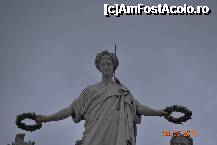 [P23] Baixa - Comercial Square - statuia din varful Arcului de Triumf » foto by deliutza27
 - 
<span class="allrVoted glyphicon glyphicon-heart hidden" id="av194358"></span>
<a class="m-l-10 hidden" id="sv194358" onclick="voting_Foto_DelVot(,194358,3414)" role="button">șterge vot <span class="glyphicon glyphicon-remove"></span></a>
<a id="v9194358" class=" c-red"  onclick="voting_Foto_SetVot(194358)" role="button"><span class="glyphicon glyphicon-heart-empty"></span> <b>LIKE</b> = Votează poza</a> <img class="hidden"  id="f194358W9" src="/imagini/loader.gif" border="0" /><span class="AjErrMes hidden" id="e194358ErM"></span>