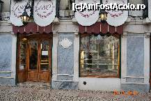[P06] Baixa - Rua Augusta - o cofetarie care mi-a atras atentia » foto by deliutza27
 - 
<span class="allrVoted glyphicon glyphicon-heart hidden" id="av194339"></span>
<a class="m-l-10 hidden" id="sv194339" onclick="voting_Foto_DelVot(,194339,3414)" role="button">șterge vot <span class="glyphicon glyphicon-remove"></span></a>
<a id="v9194339" class=" c-red"  onclick="voting_Foto_SetVot(194339)" role="button"><span class="glyphicon glyphicon-heart-empty"></span> <b>LIKE</b> = Votează poza</a> <img class="hidden"  id="f194339W9" src="/imagini/loader.gif" border="0" /><span class="AjErrMes hidden" id="e194339ErM"></span>