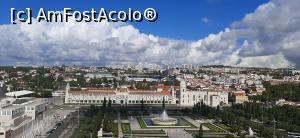 [P21] Panoramă de pe Monumentul Descoperirilor spre Mosteiro dos Jerónimos » foto by irinad
 - 
<span class="allrVoted glyphicon glyphicon-heart hidden" id="av1220106"></span>
<a class="m-l-10 hidden" id="sv1220106" onclick="voting_Foto_DelVot(,1220106,3414)" role="button">șterge vot <span class="glyphicon glyphicon-remove"></span></a>
<a id="v91220106" class=" c-red"  onclick="voting_Foto_SetVot(1220106)" role="button"><span class="glyphicon glyphicon-heart-empty"></span> <b>LIKE</b> = Votează poza</a> <img class="hidden"  id="f1220106W9" src="/imagini/loader.gif" border="0" /><span class="AjErrMes hidden" id="e1220106ErM"></span>