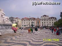 [P02] Pavajul din piata Rossio iti da senzatia ca mergi pe valuri » foto by delia58
 - 
<span class="allrVoted glyphicon glyphicon-heart hidden" id="av170866"></span>
<a class="m-l-10 hidden" id="sv170866" onclick="voting_Foto_DelVot(,170866,3414)" role="button">șterge vot <span class="glyphicon glyphicon-remove"></span></a>
<a id="v9170866" class=" c-red"  onclick="voting_Foto_SetVot(170866)" role="button"><span class="glyphicon glyphicon-heart-empty"></span> <b>LIKE</b> = Votează poza</a> <img class="hidden"  id="f170866W9" src="/imagini/loader.gif" border="0" /><span class="AjErrMes hidden" id="e170866ErM"></span>