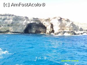 [P70] 70. Nu lipsesc nici peșterile de pe acest țărm. » foto by msnd
 - 
<span class="allrVoted glyphicon glyphicon-heart hidden" id="av1514252"></span>
<a class="m-l-10 hidden" id="sv1514252" onclick="voting_Foto_DelVot(,1514252,3422)" role="button">șterge vot <span class="glyphicon glyphicon-remove"></span></a>
<a id="v91514252" class=" c-red"  onclick="voting_Foto_SetVot(1514252)" role="button"><span class="glyphicon glyphicon-heart-empty"></span> <b>LIKE</b> = Votează poza</a> <img class="hidden"  id="f1514252W9" src="/imagini/loader.gif" border="0" /><span class="AjErrMes hidden" id="e1514252ErM"></span>