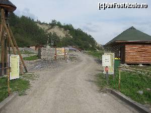 [P20] Doar afisele de la intrare te conving ca nu ai gresit obiectivul.  » foto by PPP974273
 - 
<span class="allrVoted glyphicon glyphicon-heart hidden" id="av506711"></span>
<a class="m-l-10 hidden" id="sv506711" onclick="voting_Foto_DelVot(,506711,3441)" role="button">șterge vot <span class="glyphicon glyphicon-remove"></span></a>
<a id="v9506711" class=" c-red"  onclick="voting_Foto_SetVot(506711)" role="button"><span class="glyphicon glyphicon-heart-empty"></span> <b>LIKE</b> = Votează poza</a> <img class="hidden"  id="f506711W9" src="/imagini/loader.gif" border="0" /><span class="AjErrMes hidden" id="e506711ErM"></span>