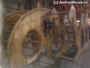 [P05] Fiind foarte devreme pare că acest loc de joacă nu e prea atractiv. Dar l-am văzut și ”încărcat” cu mici cățărători.  » foto by izabiza
 - 
<span class="allrVoted glyphicon glyphicon-heart hidden" id="av672930"></span>
<a class="m-l-10 hidden" id="sv672930" onclick="voting_Foto_DelVot(,672930,3441)" role="button">șterge vot <span class="glyphicon glyphicon-remove"></span></a>
<a id="v9672930" class=" c-red"  onclick="voting_Foto_SetVot(672930)" role="button"><span class="glyphicon glyphicon-heart-empty"></span> <b>LIKE</b> = Votează poza</a> <img class="hidden"  id="f672930W9" src="/imagini/loader.gif" border="0" /><span class="AjErrMes hidden" id="e672930ErM"></span>