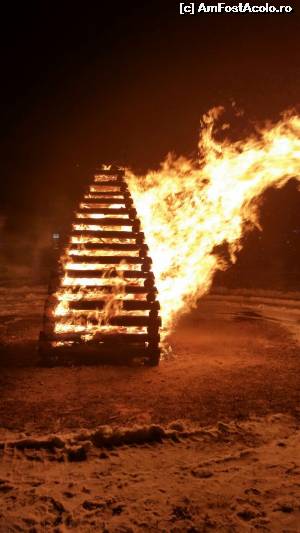 [P11] Foc de tabara » foto by sandumihaela
 - 
<span class="allrVoted glyphicon glyphicon-heart hidden" id="av584690"></span>
<a class="m-l-10 hidden" id="sv584690" onclick="voting_Foto_DelVot(,584690,3456)" role="button">șterge vot <span class="glyphicon glyphicon-remove"></span></a>
<a id="v9584690" class=" c-red"  onclick="voting_Foto_SetVot(584690)" role="button"><span class="glyphicon glyphicon-heart-empty"></span> <b>LIKE</b> = Votează poza</a> <img class="hidden"  id="f584690W9" src="/imagini/loader.gif" border="0" /><span class="AjErrMes hidden" id="e584690ErM"></span>