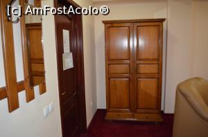 [P07] Dor de Munte- intrarea in apartament » foto by kelyboy
 - 
<span class="allrVoted glyphicon glyphicon-heart hidden" id="av997429"></span>
<a class="m-l-10 hidden" id="sv997429" onclick="voting_Foto_DelVot(,997429,3456)" role="button">șterge vot <span class="glyphicon glyphicon-remove"></span></a>
<a id="v9997429" class=" c-red"  onclick="voting_Foto_SetVot(997429)" role="button"><span class="glyphicon glyphicon-heart-empty"></span> <b>LIKE</b> = Votează poza</a> <img class="hidden"  id="f997429W9" src="/imagini/loader.gif" border="0" /><span class="AjErrMes hidden" id="e997429ErM"></span>