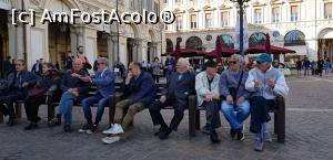[P41] pensionari  occidentali in piata san  carlo. » foto by adutza_ghiocel
 - 
<span class="allrVoted glyphicon glyphicon-heart hidden" id="av1170555"></span>
<a class="m-l-10 hidden" id="sv1170555" onclick="voting_Foto_DelVot(,1170555,3466)" role="button">șterge vot <span class="glyphicon glyphicon-remove"></span></a>
<a id="v91170555" class=" c-red"  onclick="voting_Foto_SetVot(1170555)" role="button"><span class="glyphicon glyphicon-heart-empty"></span> <b>LIKE</b> = Votează poza</a> <img class="hidden"  id="f1170555W9" src="/imagini/loader.gif" border="0" /><span class="AjErrMes hidden" id="e1170555ErM"></span>