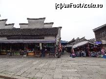 [P40] Bazar » foto by Marian Preda
 - 
<span class="allrVoted glyphicon glyphicon-heart hidden" id="av351054"></span>
<a class="m-l-10 hidden" id="sv351054" onclick="voting_Foto_DelVot(,351054,3501)" role="button">șterge vot <span class="glyphicon glyphicon-remove"></span></a>
<a id="v9351054" class=" c-red"  onclick="voting_Foto_SetVot(351054)" role="button"><span class="glyphicon glyphicon-heart-empty"></span> <b>LIKE</b> = Votează poza</a> <img class="hidden"  id="f351054W9" src="/imagini/loader.gif" border="0" /><span class="AjErrMes hidden" id="e351054ErM"></span>