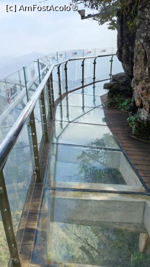 [P68] pe podul de sticla » foto by elenaadina
 - 
<span class="allrVoted glyphicon glyphicon-heart hidden" id="av1505668"></span>
<a class="m-l-10 hidden" id="sv1505668" onclick="voting_Foto_DelVot(,1505668,3501)" role="button">șterge vot <span class="glyphicon glyphicon-remove"></span></a>
<a id="v91505668" class=" c-red"  onclick="voting_Foto_SetVot(1505668)" role="button"><span class="glyphicon glyphicon-heart-empty"></span> <b>LIKE</b> = Votează poza</a> <img class="hidden"  id="f1505668W9" src="/imagini/loader.gif" border="0" /><span class="AjErrMes hidden" id="e1505668ErM"></span>