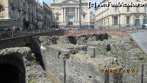 [P05] Mfiteatrul roman vis a vis de statuia lui Bellini, in Piazza Stesicuoro.  » foto by olga
 - 
<span class="allrVoted glyphicon glyphicon-heart hidden" id="av620587"></span>
<a class="m-l-10 hidden" id="sv620587" onclick="voting_Foto_DelVot(,620587,3509)" role="button">șterge vot <span class="glyphicon glyphicon-remove"></span></a>
<a id="v9620587" class=" c-red"  onclick="voting_Foto_SetVot(620587)" role="button"><span class="glyphicon glyphicon-heart-empty"></span> <b>LIKE</b> = Votează poza</a> <img class="hidden"  id="f620587W9" src="/imagini/loader.gif" border="0" /><span class="AjErrMes hidden" id="e620587ErM"></span>