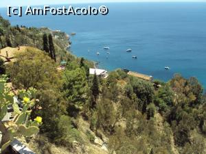 [P02] Taormina - vedere din Piazza IX Aprile.  » foto by Carmen Ion
 - 
<span class="allrVoted glyphicon glyphicon-heart hidden" id="av712086"></span>
<a class="m-l-10 hidden" id="sv712086" onclick="voting_Foto_DelVot(,712086,3509)" role="button">șterge vot <span class="glyphicon glyphicon-remove"></span></a>
<a id="v9712086" class=" c-red"  onclick="voting_Foto_SetVot(712086)" role="button"><span class="glyphicon glyphicon-heart-empty"></span> <b>LIKE</b> = Votează poza</a> <img class="hidden"  id="f712086W9" src="/imagini/loader.gif" border="0" /><span class="AjErrMes hidden" id="e712086ErM"></span>