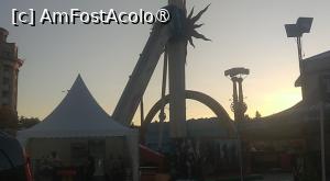 [P34] Piața Constituției din București, Oktoberfest » foto by Mioritik
 - 
<span class="allrVoted glyphicon glyphicon-heart hidden" id="av1399651"></span>
<a class="m-l-10 hidden" id="sv1399651" onclick="voting_Foto_DelVot(,1399651,3511)" role="button">șterge vot <span class="glyphicon glyphicon-remove"></span></a>
<a id="v91399651" class=" c-red"  onclick="voting_Foto_SetVot(1399651)" role="button"><span class="glyphicon glyphicon-heart-empty"></span> <b>LIKE</b> = Votează poza</a> <img class="hidden"  id="f1399651W9" src="/imagini/loader.gif" border="0" /><span class="AjErrMes hidden" id="e1399651ErM"></span>