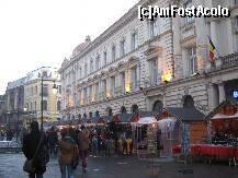 [P08] Vanzatori ambulanti pe Lipscani » foto by ionica turistul
 - 
<span class="allrVoted glyphicon glyphicon-heart hidden" id="av179743"></span>
<a class="m-l-10 hidden" id="sv179743" onclick="voting_Foto_DelVot(,179743,3511)" role="button">șterge vot <span class="glyphicon glyphicon-remove"></span></a>
<a id="v9179743" class=" c-red"  onclick="voting_Foto_SetVot(179743)" role="button"><span class="glyphicon glyphicon-heart-empty"></span> <b>LIKE</b> = Votează poza</a> <img class="hidden"  id="f179743W9" src="/imagini/loader.gif" border="0" /><span class="AjErrMes hidden" id="e179743ErM"></span>
