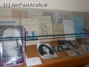 [P16] Casa Memorială "George Bacovia" - Interior. » foto by iulianic
 - 
<span class="allrVoted glyphicon glyphicon-heart hidden" id="av1216490"></span>
<a class="m-l-10 hidden" id="sv1216490" onclick="voting_Foto_DelVot(,1216490,3511)" role="button">șterge vot <span class="glyphicon glyphicon-remove"></span></a>
<a id="v91216490" class=" c-red"  onclick="voting_Foto_SetVot(1216490)" role="button"><span class="glyphicon glyphicon-heart-empty"></span> <b>LIKE</b> = Votează poza</a> <img class="hidden"  id="f1216490W9" src="/imagini/loader.gif" border="0" /><span class="AjErrMes hidden" id="e1216490ErM"></span>